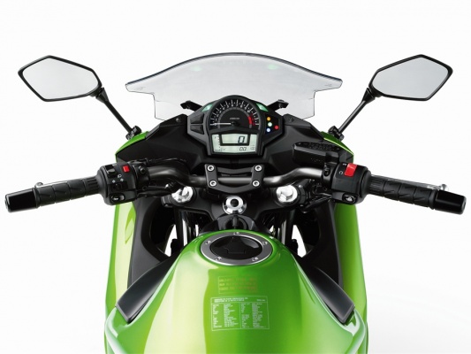Фото мотоцикла Kawasaki ER-6f ABS